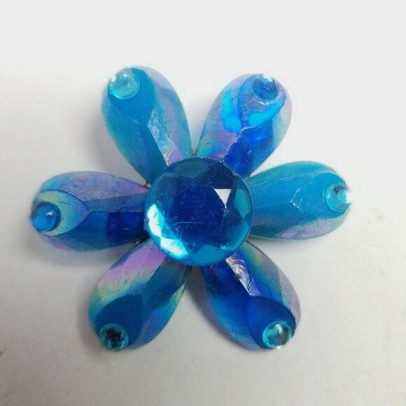 Vintage Blue Flower Shape Brooch, Fun Iridescent 90s Y2K Style Lapel Pin Estate - Picture 4 of 6
